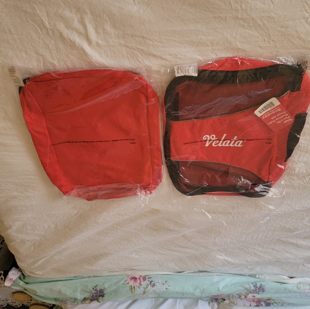 Velata Red and Black Travel Organizers
